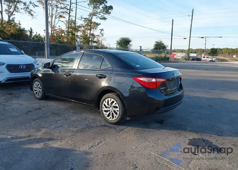 2018 Toyota Corolla Le z USA, uszkodzony, nr VIN 2T1BURHE8JC058446
